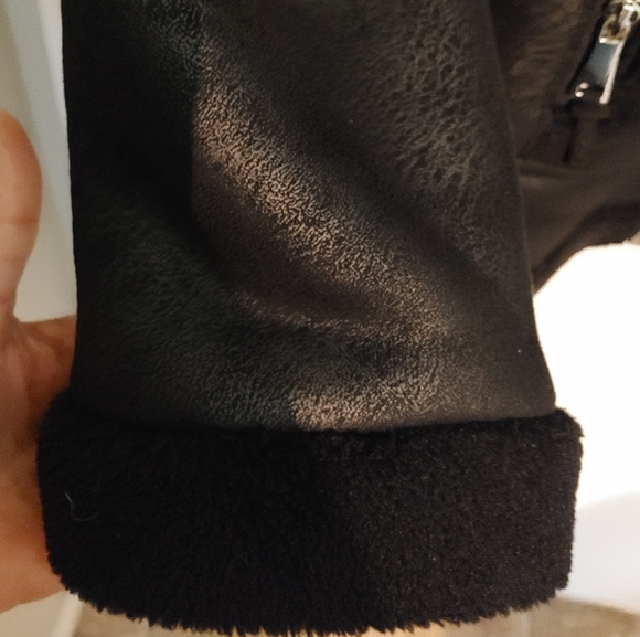 Koolaburra by UGG Faux Suede Moto Jacket Black Sz.Med - Picture 7 of 11